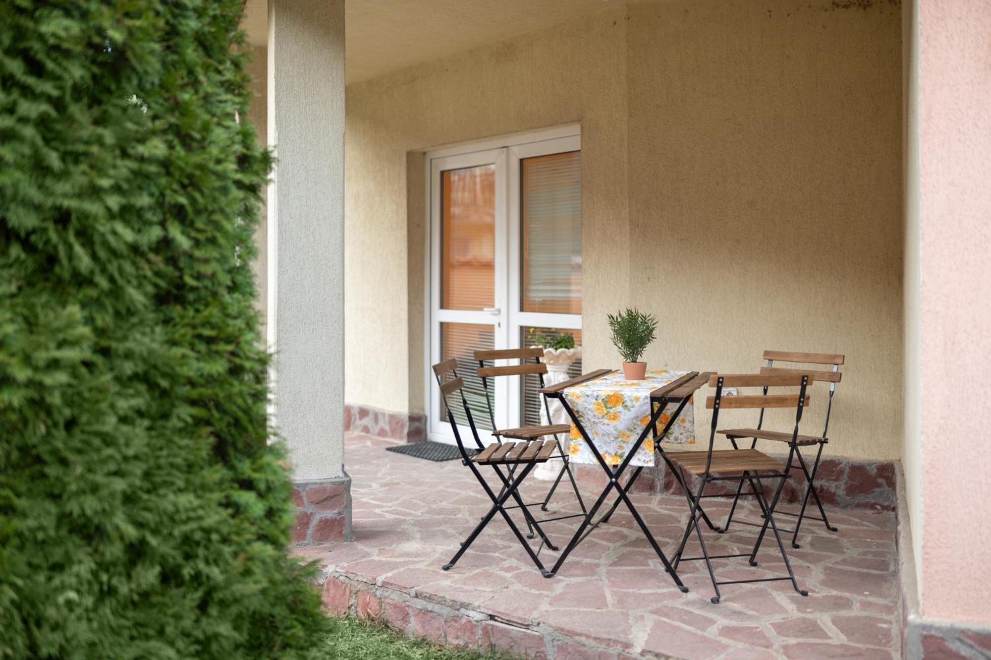 Вили Тихия Кът Ribaritsa Exterior foto