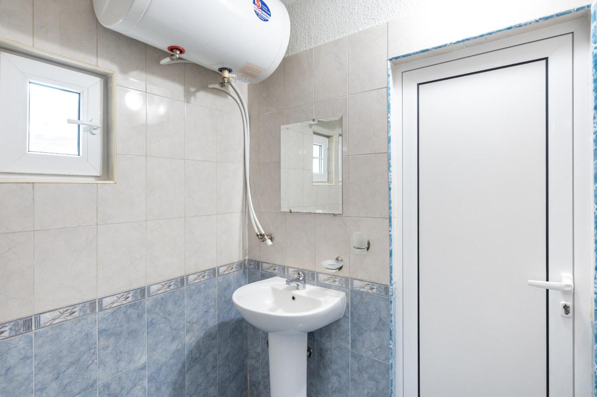 Вили Тихия Кът Ribaritsa Exterior foto
